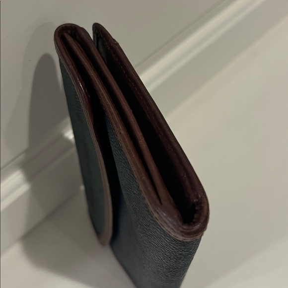 POLO Ralph Lauren Classic Plaid Wallet with Brown Trim - Picture 7 of 7